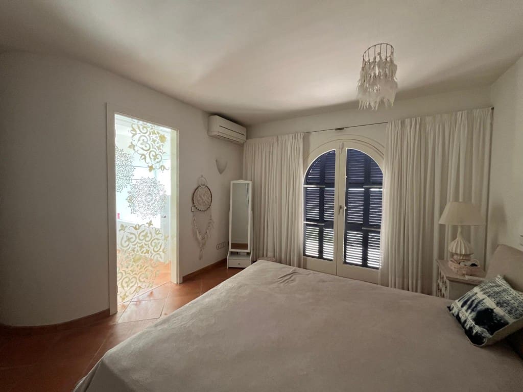 4 soveværelse Villa til leje i Canyamel med swimmingpool - € 10.000 (Ref: 9136980)