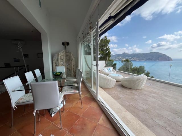 4 soveværelse Villa til leje i Canyamel, Capdepera med swimmingpool - € 10.000 (Ref: 9136980)