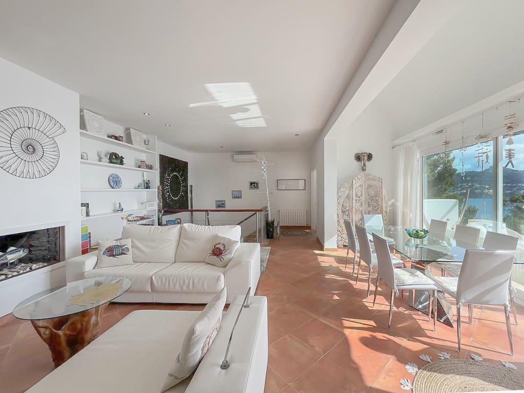 4 soveværelse Villa til leje i Canyamel med swimmingpool - € 10.000 (Ref: 9136980)