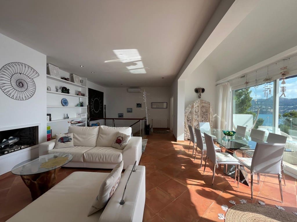 4 soveværelse Villa til leje i Canyamel med swimmingpool - € 10.000 (Ref: 9136980)