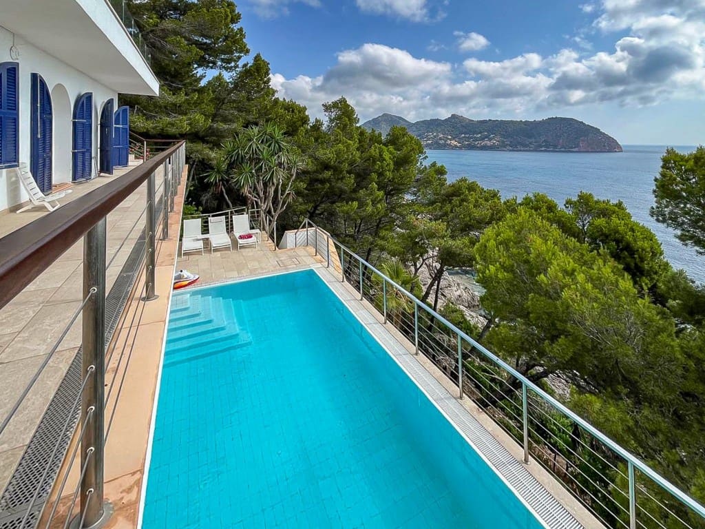 4 sypialnia Willa do wynajęcia w Canyamel z basenem - 10 000 € (Ref: 9136980)