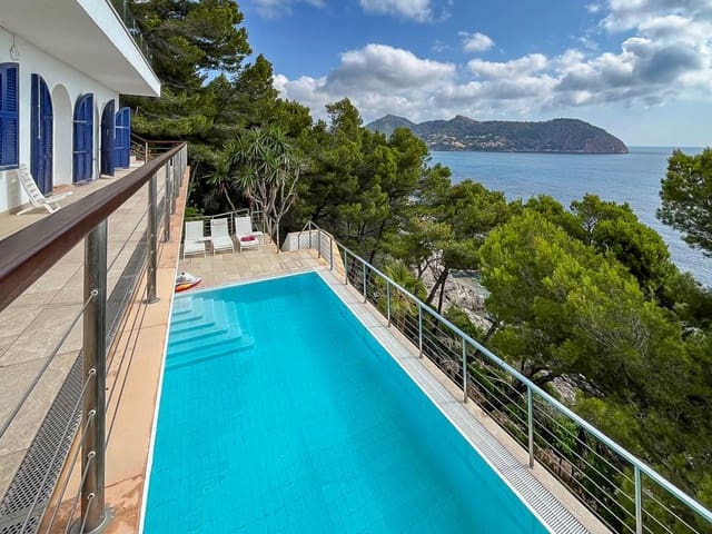 4 bedroom Villa for rent in Canyamel, Capdepera with pool - € 10,000 (Ref: 9136980)