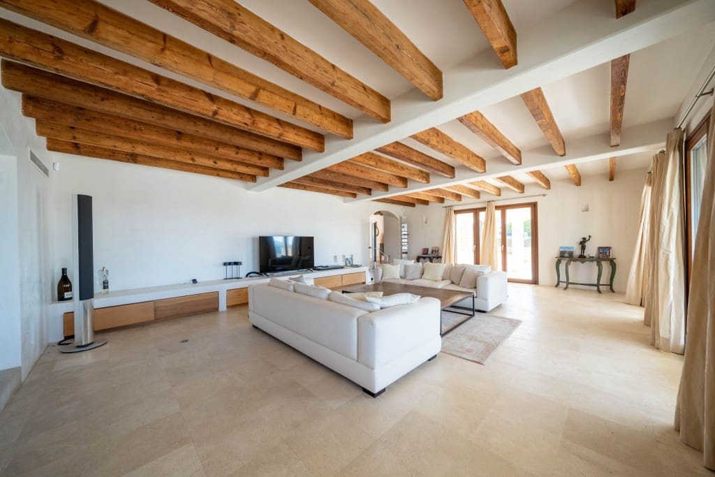 7 bedroom Finca/Country House for sale in Arta with pool - € 3,500,000 (Ref: 9142760)