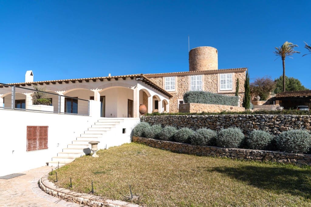 7 bedroom Finca/Country House for sale in Arta with pool - € 3,500,000 (Ref: 9142760)