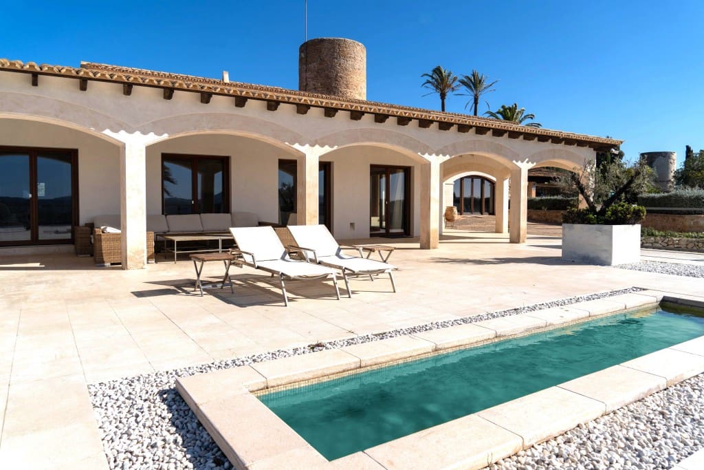 7 bedroom Finca/Country House for sale in Arta with pool - € 3,500,000 (Ref: 9142760)