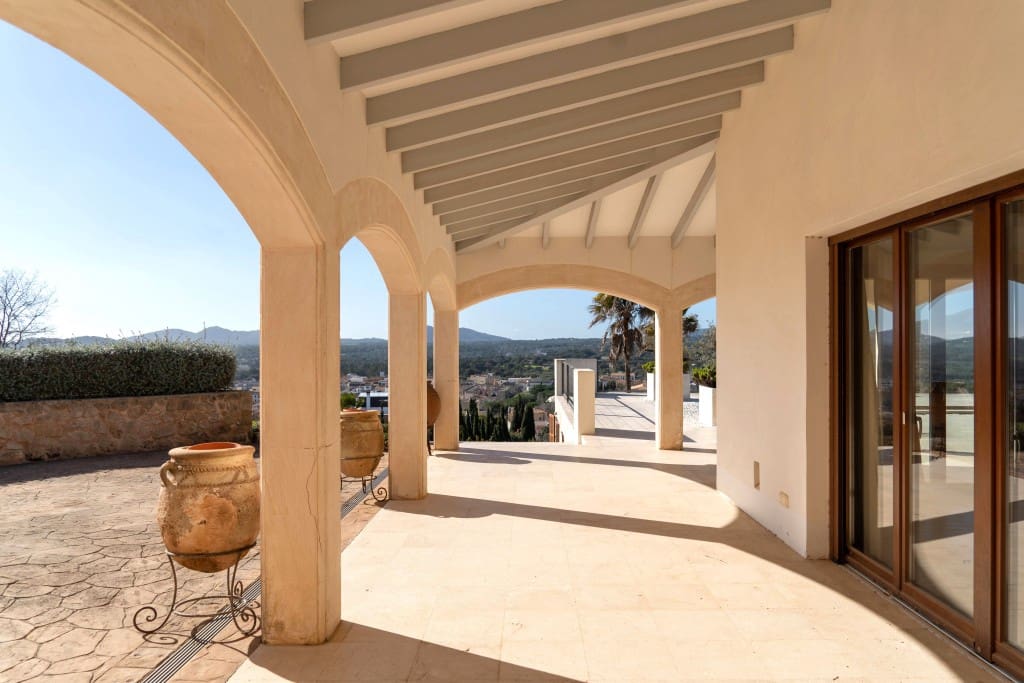 7 bedroom Finca/Country House for sale in Arta with pool - € 3,500,000 (Ref: 9142760)