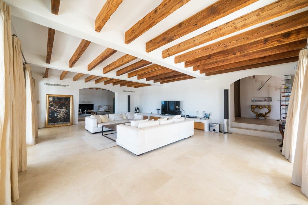 7 bedroom Finca/Country House for sale in Arta with pool - € 3,500,000 (Ref: 9142760)