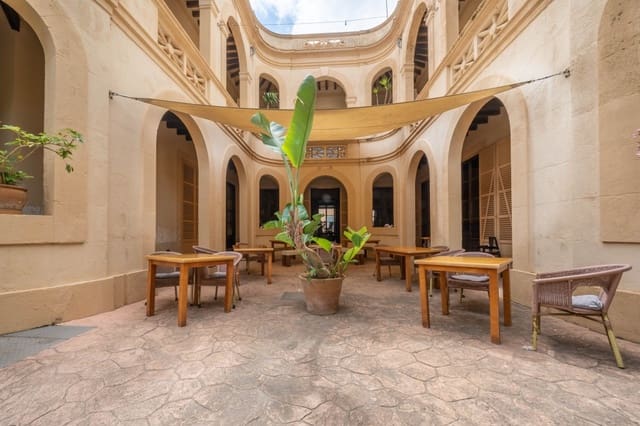 8 slaapkamer Commercieel te koop in Artà met zwembad - € 3.400.000 (Ref: 9142761)