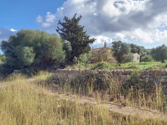 Finca/Herregård til salgs i Capdepera - € 375 000 (Ref: 9153820)