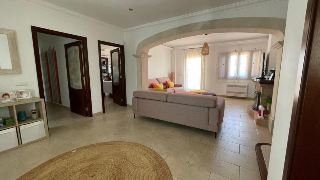 3 sovrum Villa att hyra i Vilafranca de Bonany med pool - 2 700 € (Ref: 9214933)