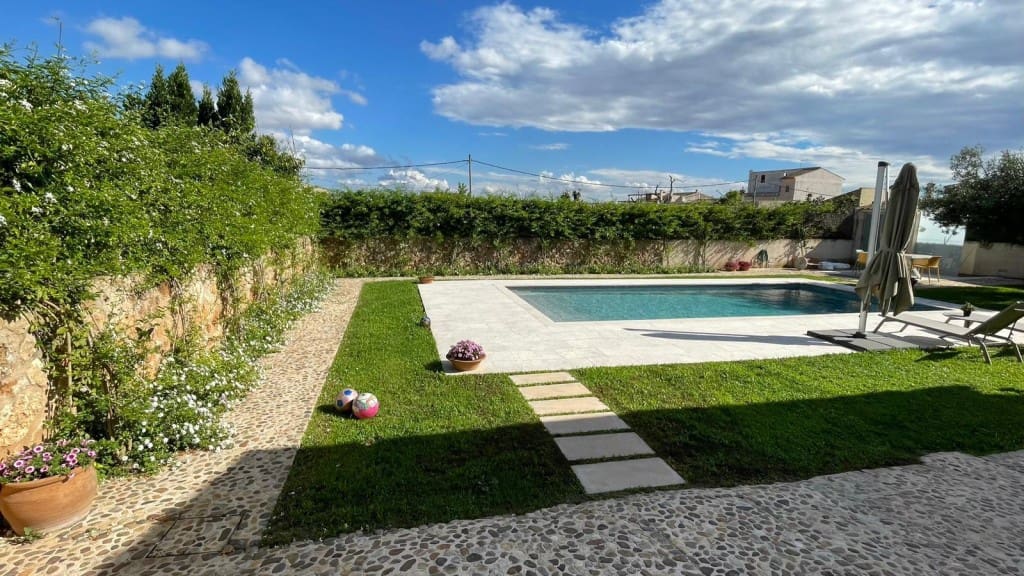 3 sovrum Villa att hyra i Vilafranca de Bonany med pool - 2 700 € (Ref: 9214933)