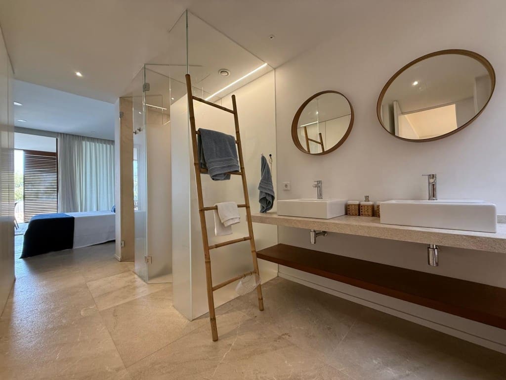 Apartamento de 3 habitaciones en Colonia de Sant Pere / Colonia de San Pedro en alquiler con garaje - 2.000 € (Ref: 9276089)