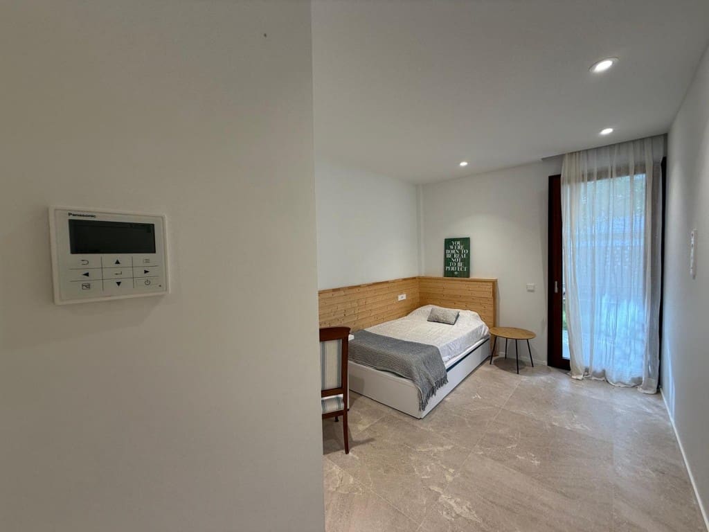 Apartamento de 3 habitaciones en Colonia de Sant Pere / Colonia de San Pedro en alquiler con garaje - 2.000 € (Ref: 9276089)