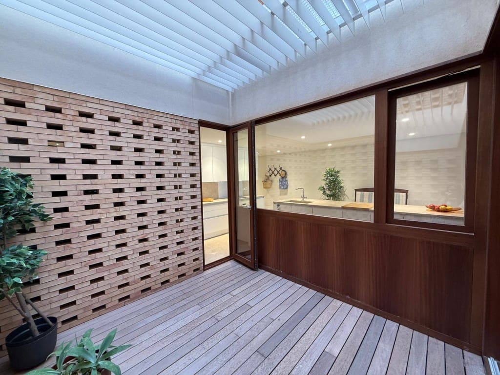 Apartamento de 3 habitaciones en Colonia de Sant Pere / Colonia de San Pedro en alquiler con garaje - 2.000 € (Ref: 9276089)