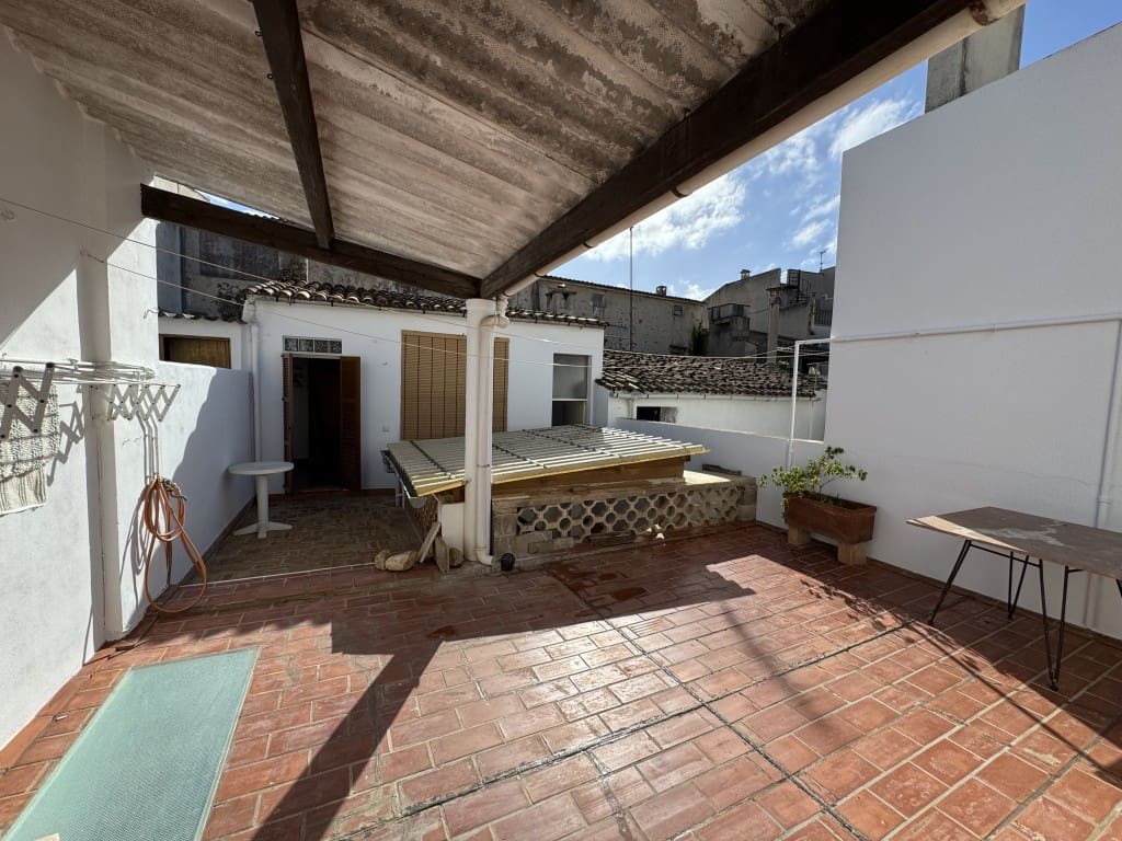 3 bedroom Townhouse for rent in Arta - € 1,800 (Ref: 9291247)