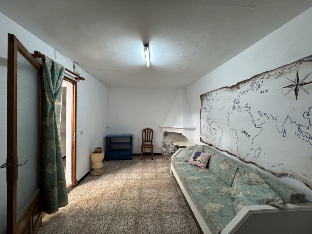 3 bedroom Townhouse for rent in Arta - € 1,800 (Ref: 9291247)