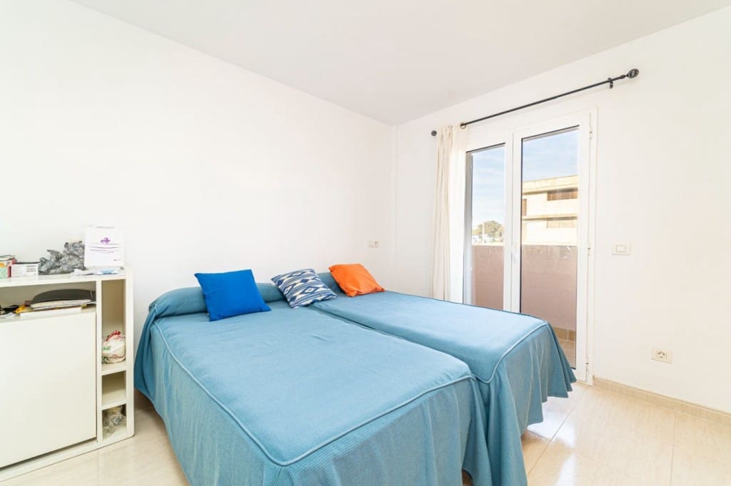 3 bedroom Flat for sale in Arta with garage - € 340,000 (Ref: 9400503)