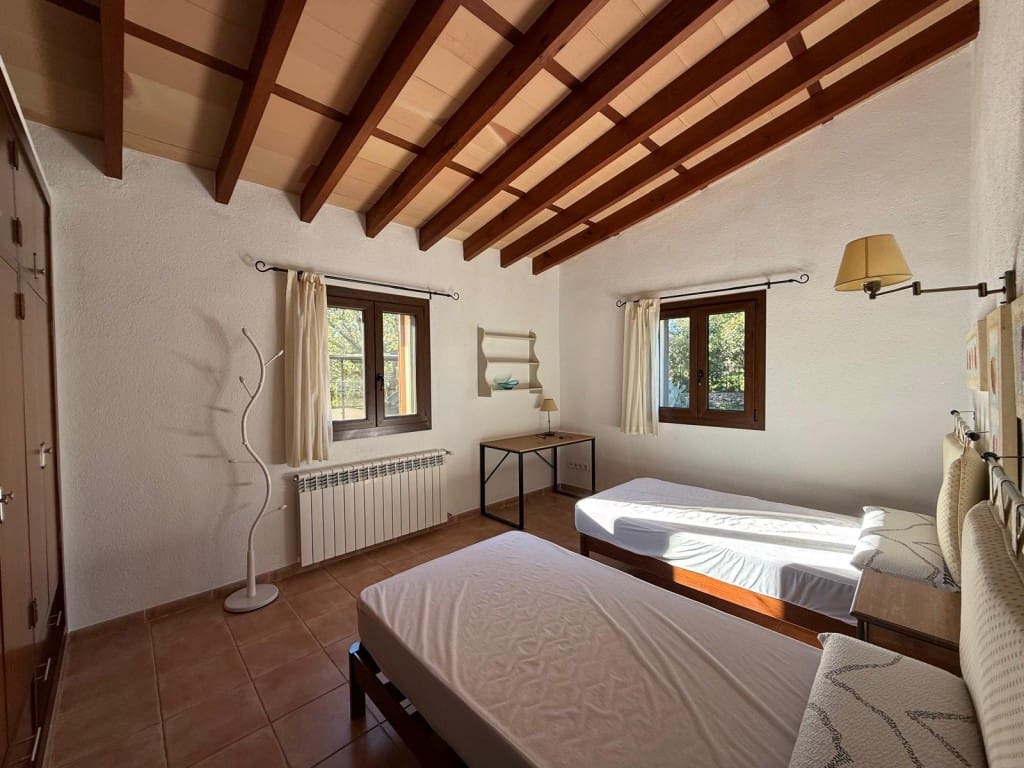 4 bedroom Finca/Country House for rent in Arta with pool garage - € 3,500 (Ref: 9433207)