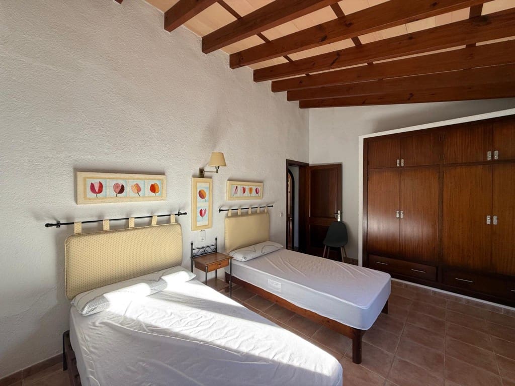 4 bedroom Finca/Country House for rent in Arta with pool garage - € 3,500 (Ref: 9433207)