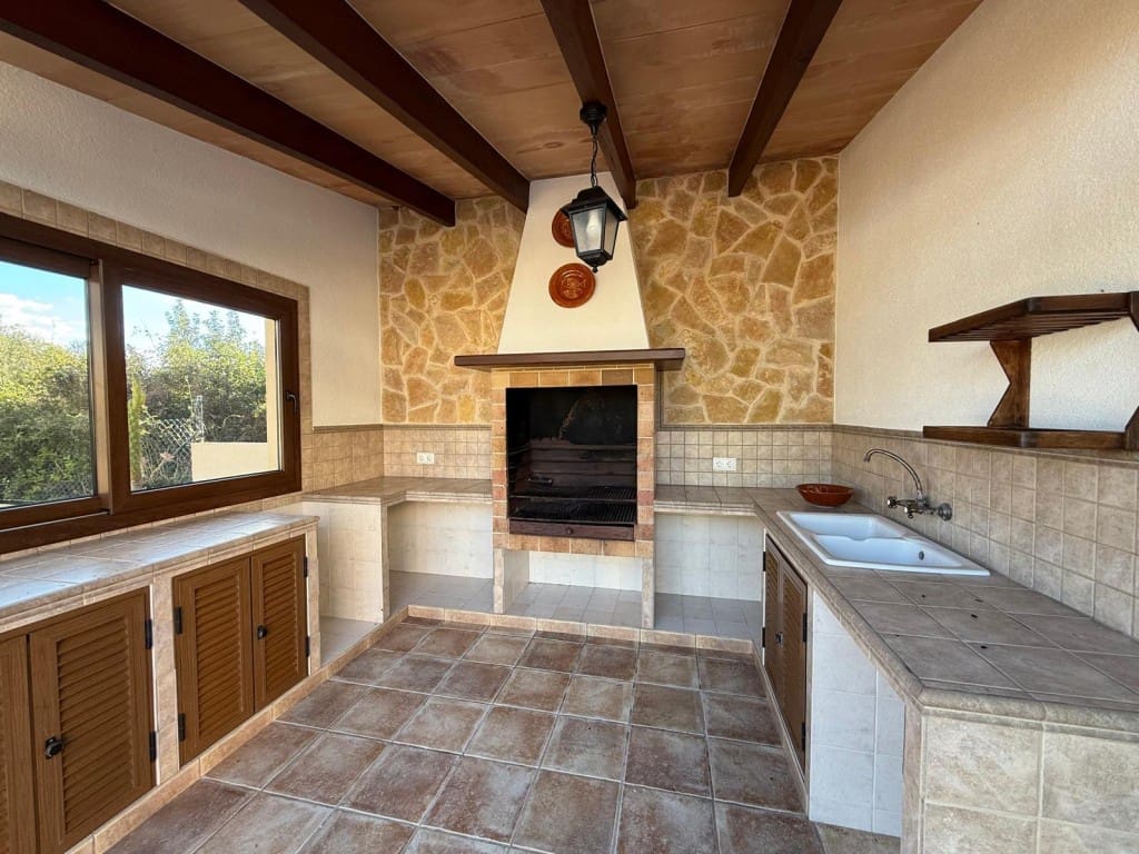 4 bedroom Finca/Country House for rent in Arta with pool garage - € 3,500 (Ref: 9433207)