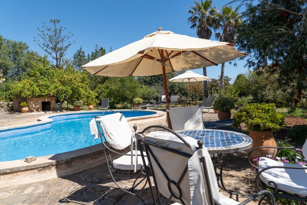 5 sypialnia Hotel na sprzedaż w Canyamel z basenem - 3 500 000 € (Ref: 9530102)