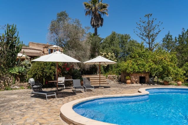 5 bedroom Hotel for sale in Canyamel, Capdepera with pool - € 3,500,000 (Ref: 9530102)