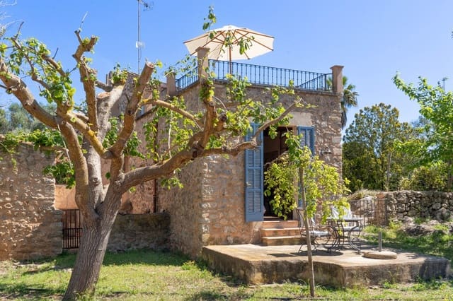 5 bedroom Hotel for sale in Canyamel, Capdepera with pool - € 3,500,000 (Ref: 9530102)