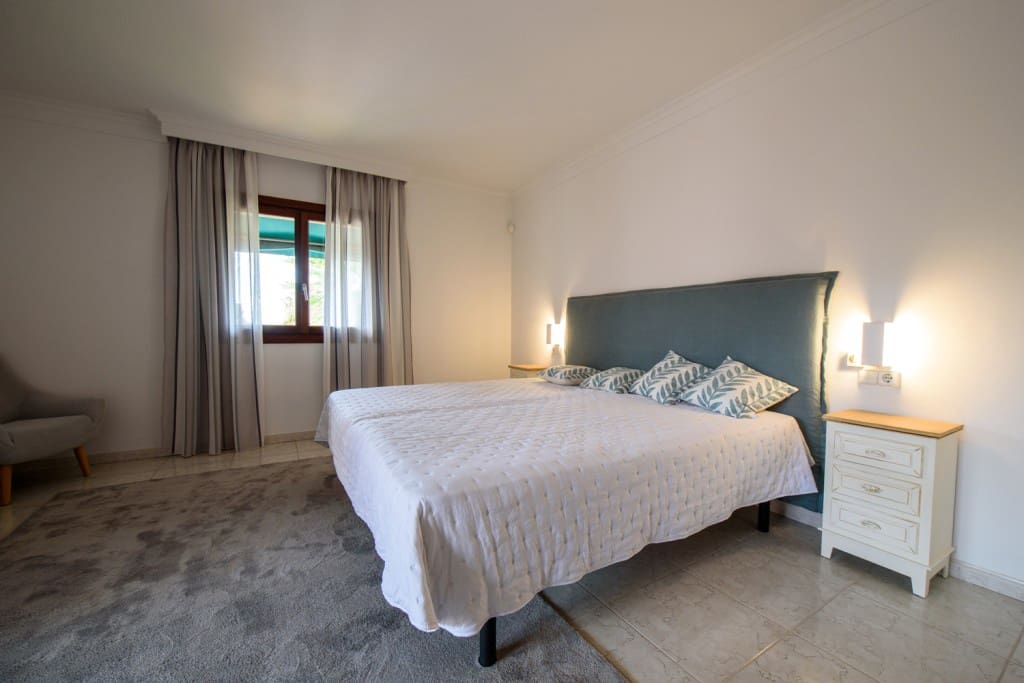 3 quarto Moradia para venda em Portocristo / Port de Manacor com piscina - 1 590 000 € (Ref: 9535582)