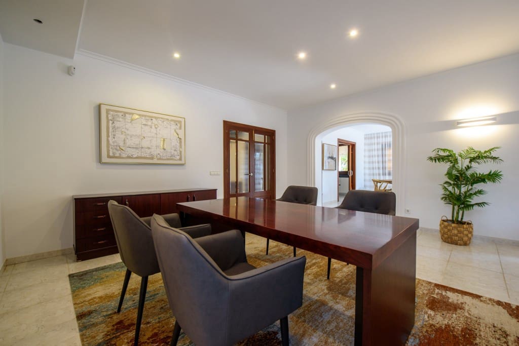 3 quarto Moradia para venda em Portocristo / Port de Manacor com piscina - 1 590 000 € (Ref: 9535582)