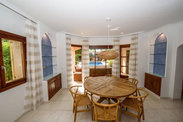 3 quarto Moradia para venda em Portocristo / Port de Manacor, Manacor com piscina - 1 590 000 € (Ref: 9535582)