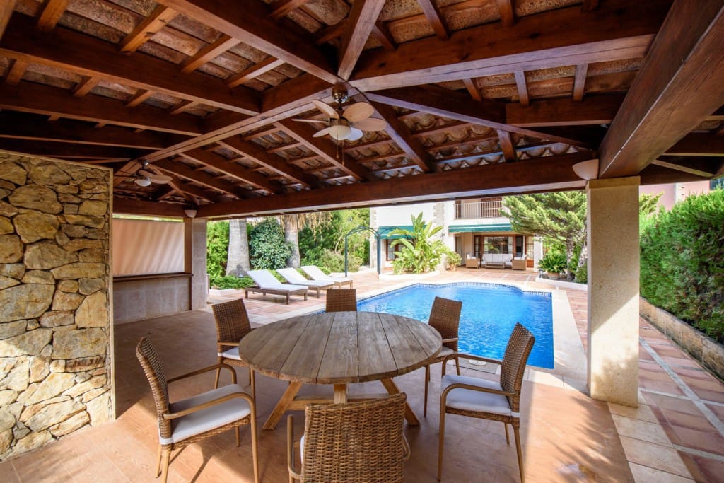 3 quarto Moradia para venda em Portocristo / Port de Manacor com piscina - 1 590 000 € (Ref: 9535582)