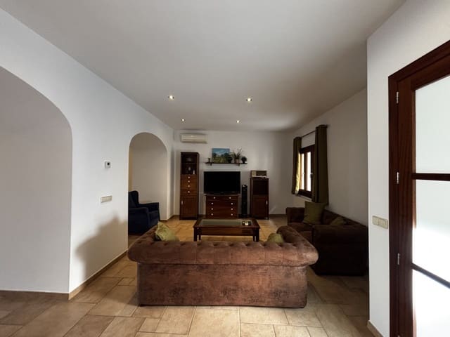 5 bedroom Townhouse for rent in Capdepera with pool - € 2,900 (Ref: 9555233)