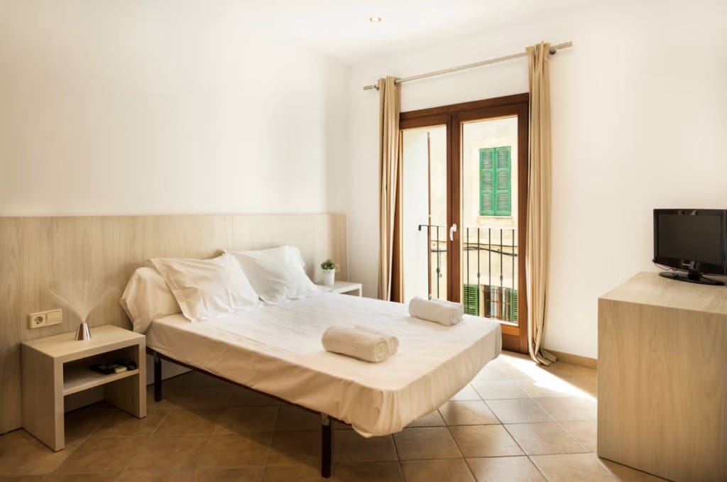 5 bedroom Townhouse for rent in Capdepera with pool - € 2,900 (Ref: 9555233)