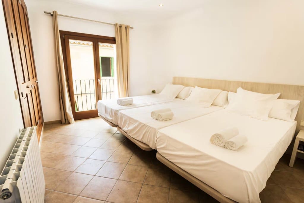 5 bedroom Townhouse for rent in Capdepera with pool - € 2,900 (Ref: 9555233)