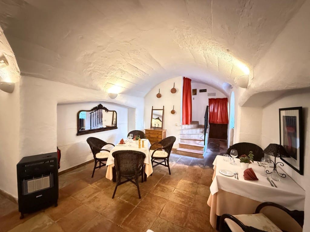 Comercial para venda em Capdepera - 239 000 € (Ref: 9568107)