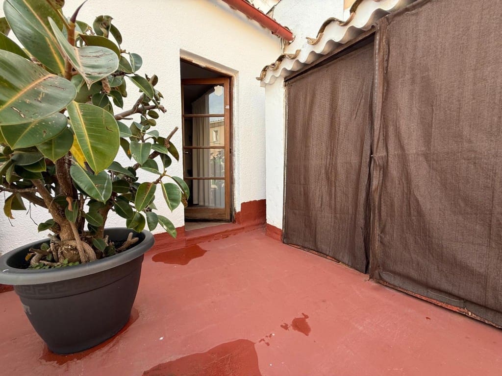 Comercial para venda em Capdepera - 239 000 € (Ref: 9568107)