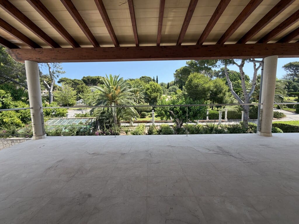 Chalet de 5 habitaciones en Cala Ratjada en venta con garaje - 1.250.000 € (Ref: 9570770)