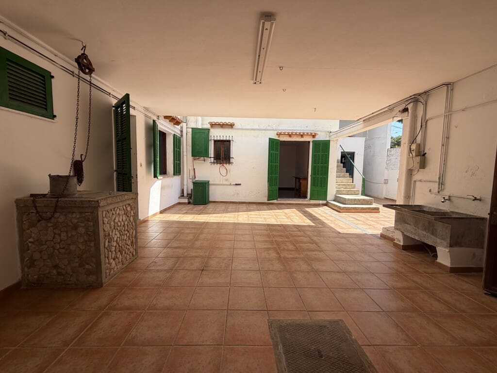 Chalet de 5 habitaciones en Cala Ratjada en venta con garaje - 1.250.000 € (Ref: 9570770)