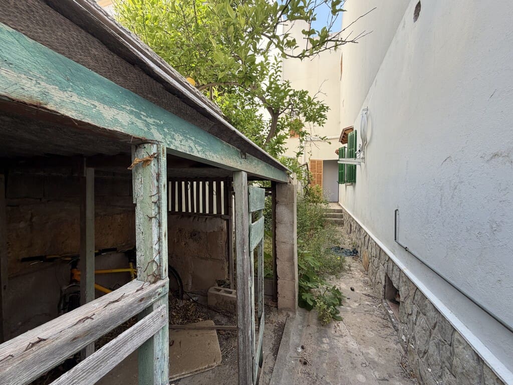 Chalet de 5 habitaciones en Cala Ratjada en venta con garaje - 1.250.000 € (Ref: 9570770)