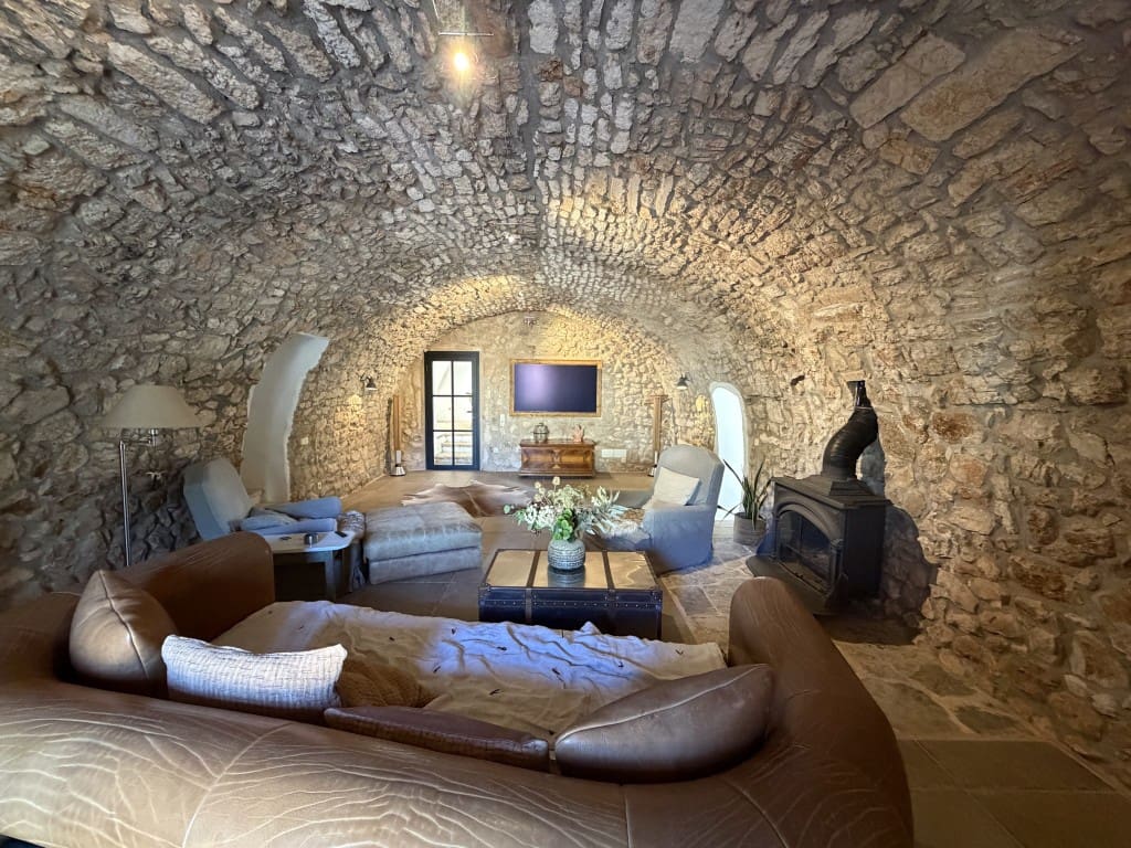 6 bedroom Finca/Country House for sale in Son Carrio with pool - € 3,950,000 (Ref: 9576239)