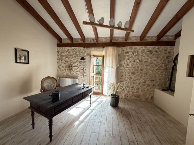 6 bedroom Finca/Country House for sale in Son Carrio, Sant Llorenç des Cardassar with pool - € 3,950,000 (Ref: 9576239)