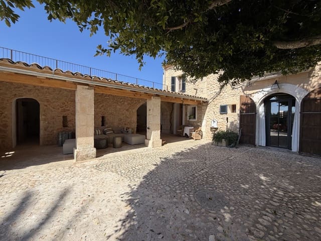 Finca/Casa Rural de 6 habitaciones en Son Carrio, Sant Llorenç des Cardassar en venta con piscina - 3.950.000 € (Ref: 9576239)