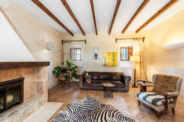 6 soveværelse Finca/Landehus til salg i Son Carrio, Sant Llorenç des Cardassar med swimmingpool - € 3.950.000 (Ref: 9576239)