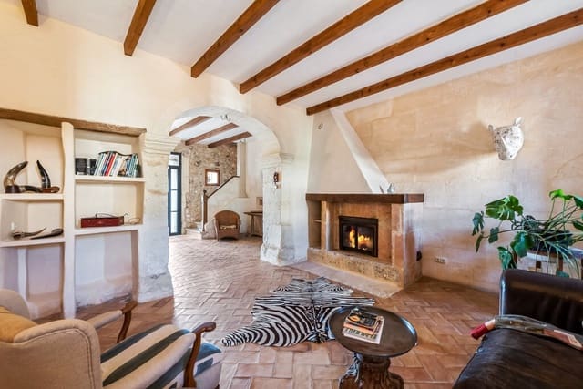 6 soveværelse Finca/Landehus til salg i Son Carrio, Sant Llorenç des Cardassar med swimmingpool - € 3.950.000 (Ref: 9576239)