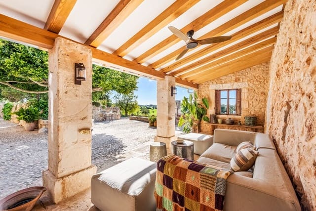 6 soveværelse Finca/Landehus til salg i Son Carrio, Sant Llorenç des Cardassar med swimmingpool - € 3.950.000 (Ref: 9576239)