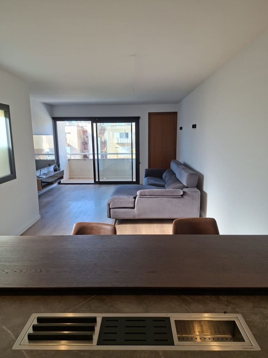 Appartement de 2 chambres à louer à Arta - 1 300 € (Ref: 9694854)