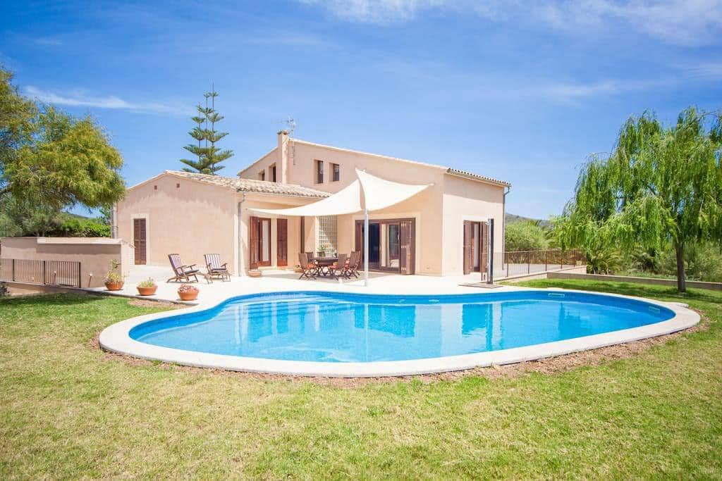 3 bedroom Finca/Country House for rent in Arta with pool garage - € 3,000 (Ref: 9694855)