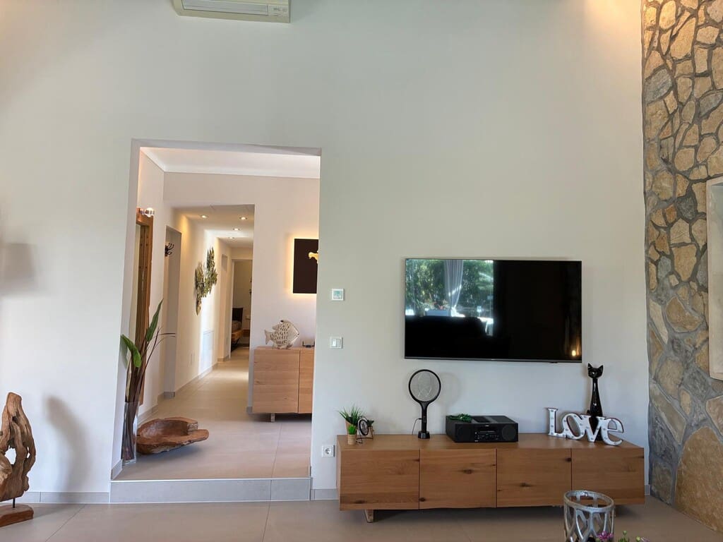 3 bedroom Villa for sale in Cala Millor - € 925,000 (Ref: 9738369)