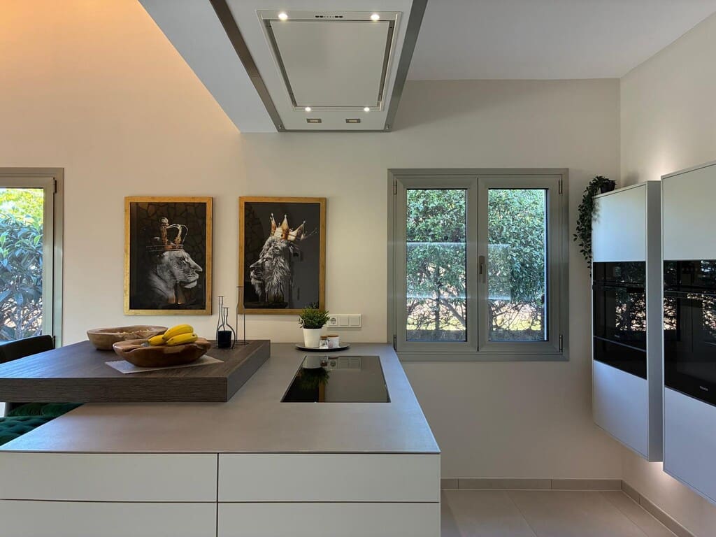 3 bedroom Villa for sale in Cala Millor - € 925,000 (Ref: 9738369)