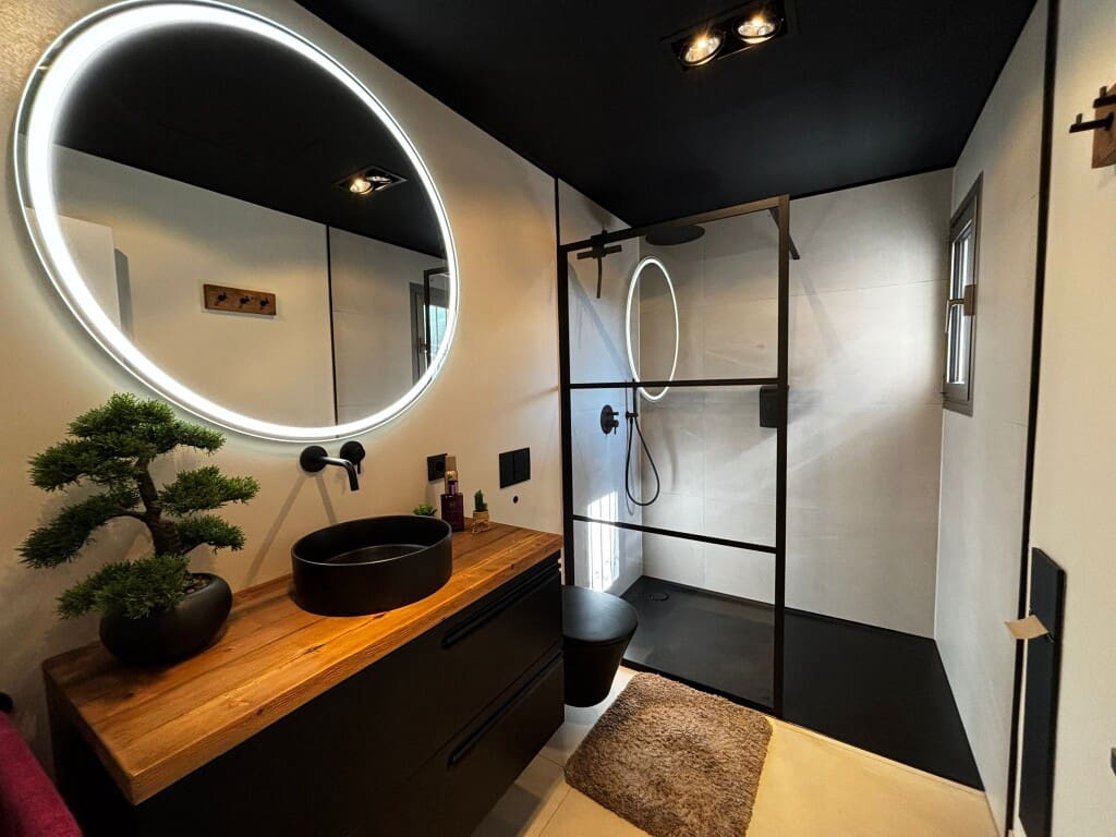 3 bedroom Villa for sale in Cala Millor - € 925,000 (Ref: 9738369)